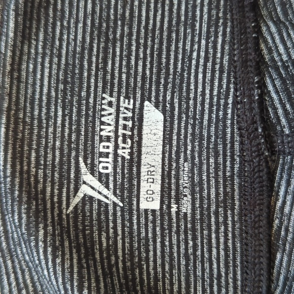 Old navy 3/4 length leggings - Picture 3 of 3